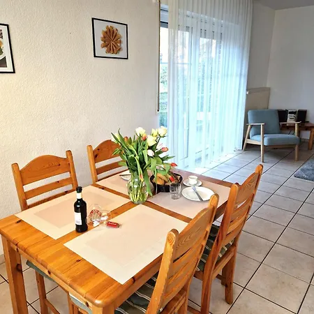 Gaestehaus Kuehn Eg Links N2 * Norddeich (Norden)